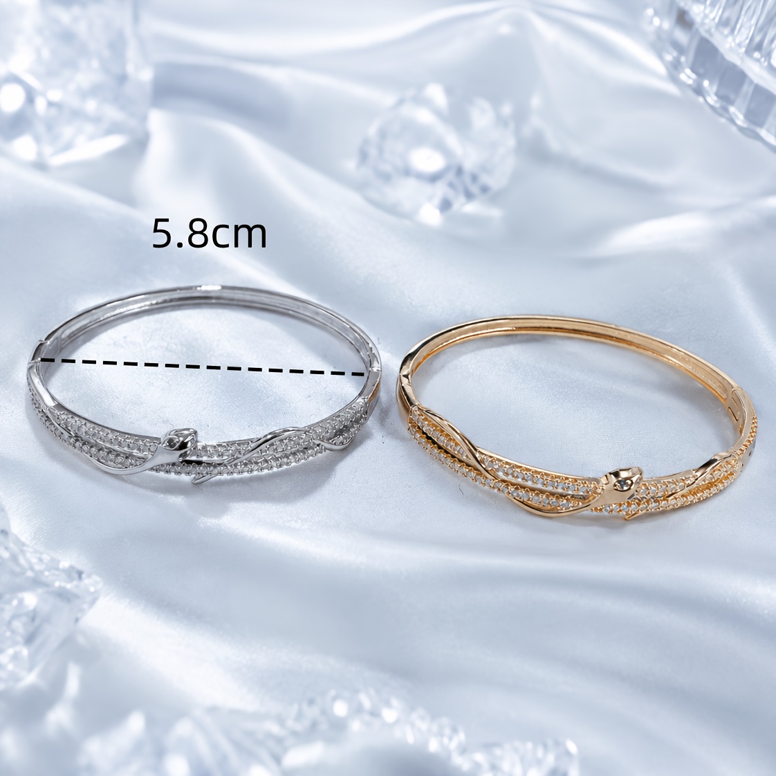 Sleek Snake-Shaped Light Luxury Heavy-Duty Bangle, Gift Idea